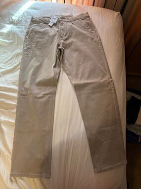 American eagle size 12 caki straight leg woman pants brand new tags never worn